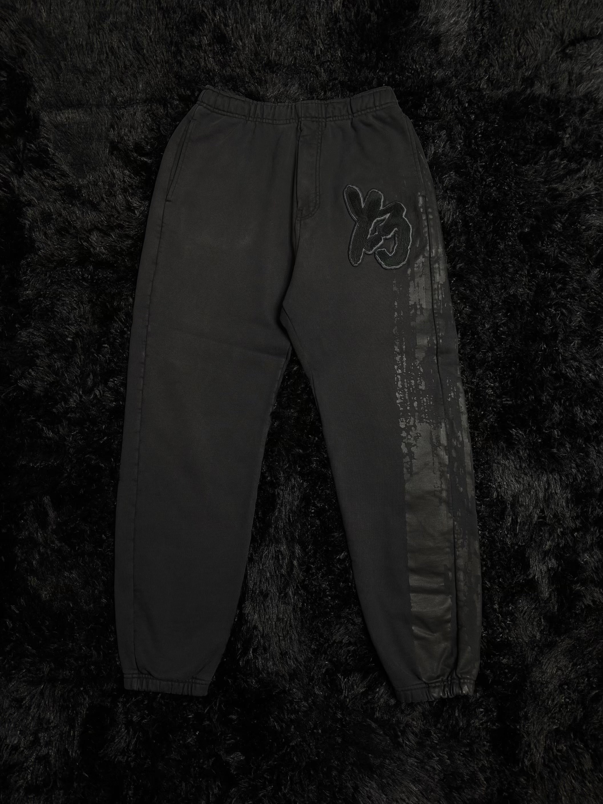 Y-3 GRAPHIC LOGO SWEATPANTS