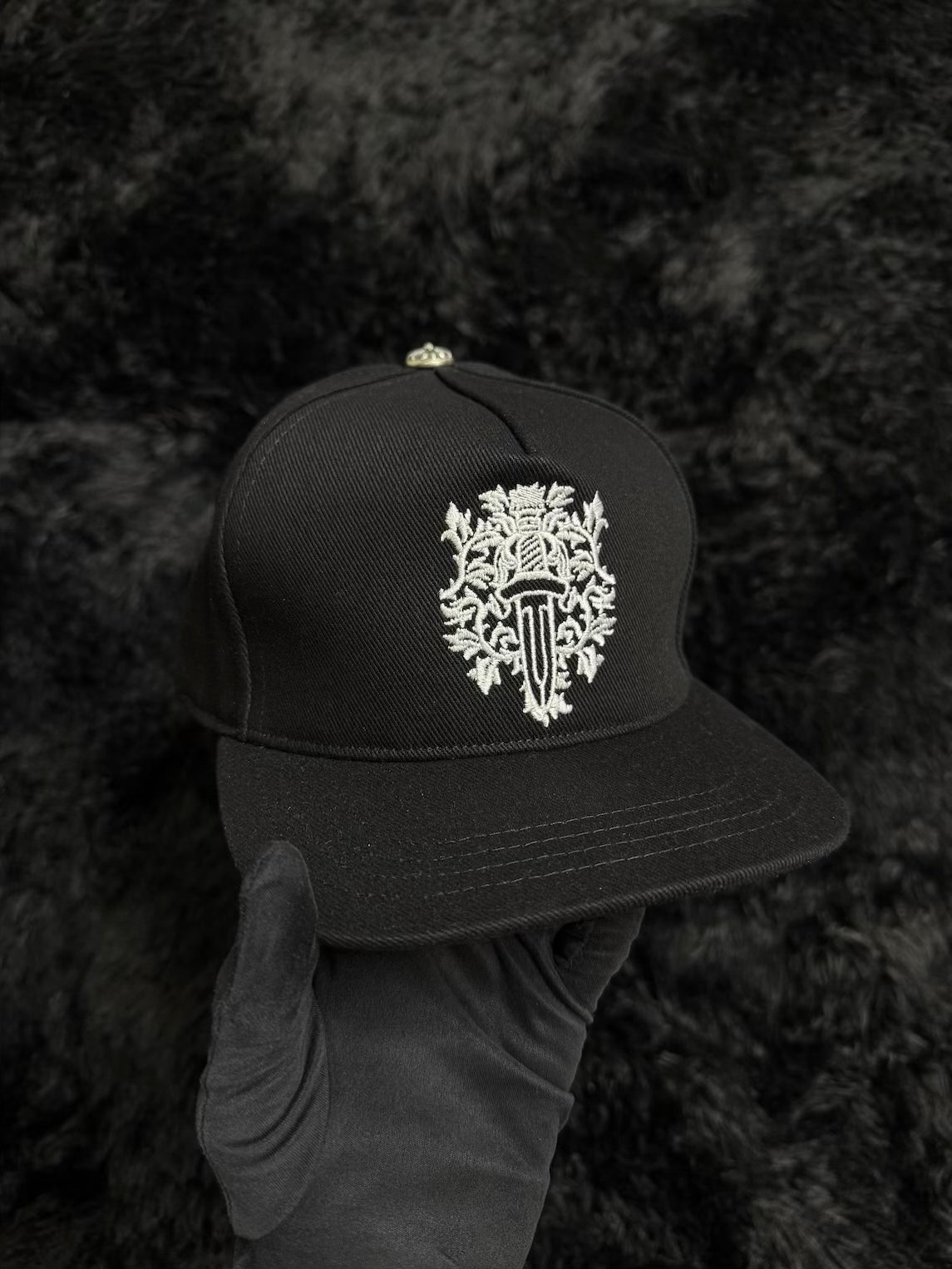 CHROME HEARTS VINE DAGGER HAT